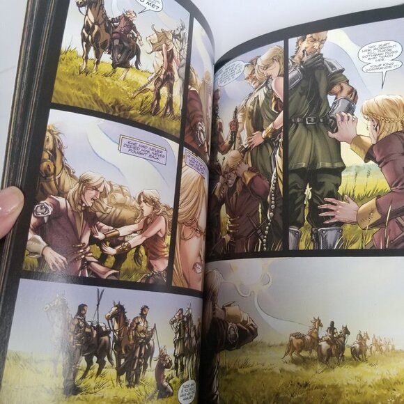 A Game of Thrones: Graphic Novel, Volume One, Martin, George R.R. Hardback - Picture 14 of 14